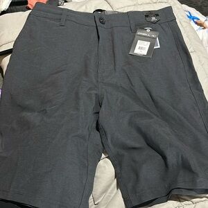 Men’s O’Neill hybrid shorts size 30 standard fit at knee NWT